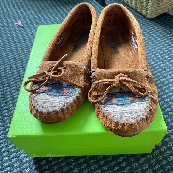 Minnetonka - Picture 1 of 5